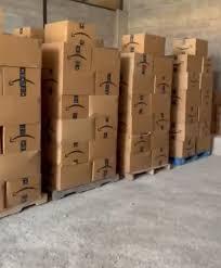 Caja gigante, (HASTA 90 ARTICULOS NUEVOS) Valor 2100€